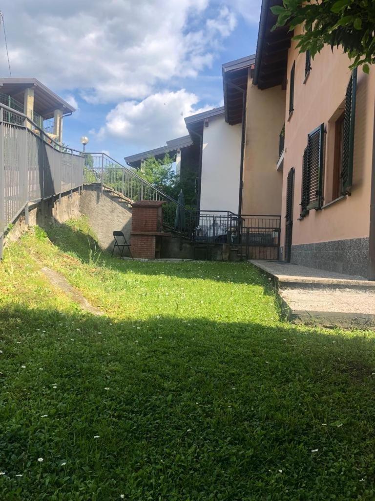 Residenza Bosco Sole Apartamento Grantola Quarto foto